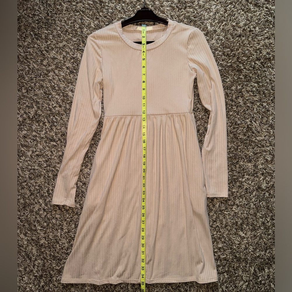 NWOT Magnolia Boutique Long Sleeve Knee Length Ribbed Dress